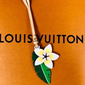 LOUIS VUITTON Bag Charm Flower By The Pool